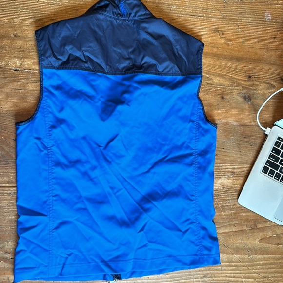 Two Toned Blue Polo Ralph Lauren Men’s Golf Vest (small) - Picture 4 of 4
